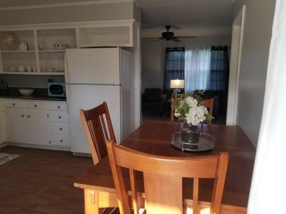 *New*Entire Home In Rose District*Dine*Shop*Fun Broken Arrow Exterior foto